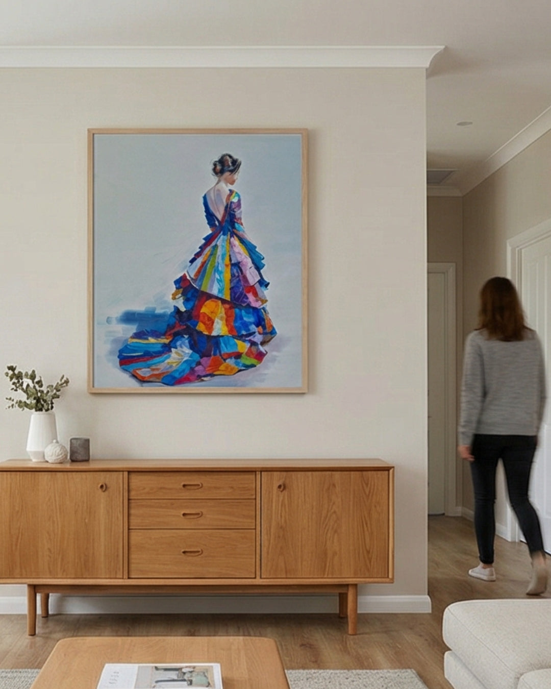 Cuadro Mujer Elegante con Vestido Multicolor – Pintura al Óleo Moderna 82x102 cm